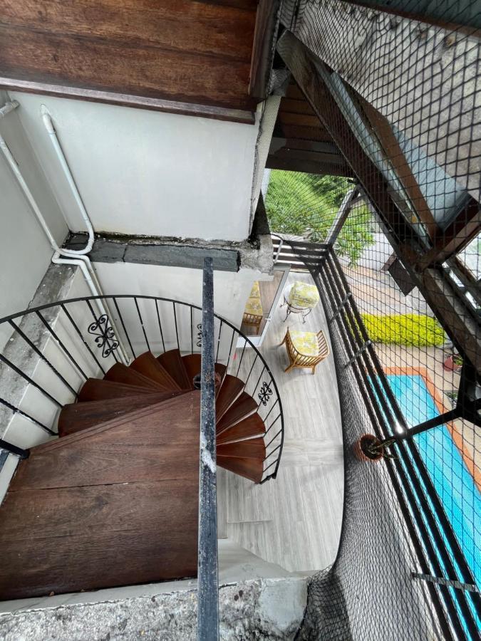 Isola Bella Luxury Villa ラ・ガウレット エクステリア 写真